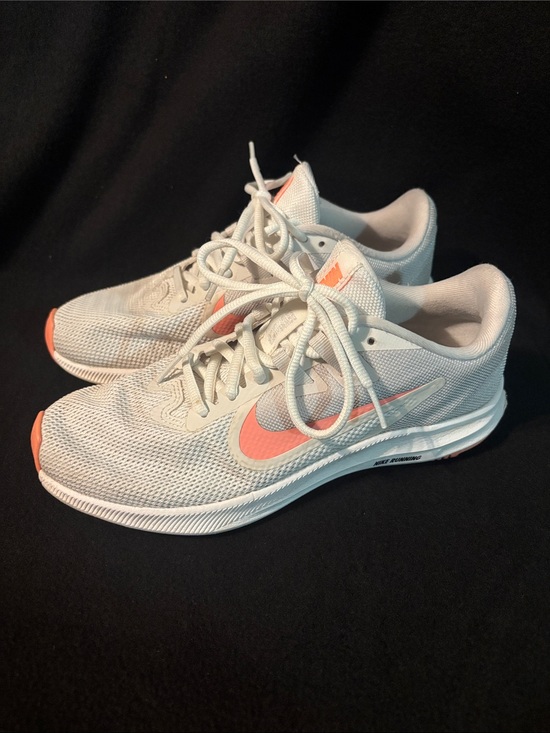 Nike Shoes - Nike women's running shoes